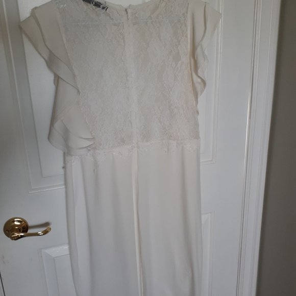 Nice-Forever Flutter Sleeve Dress - Picture 3 of 4